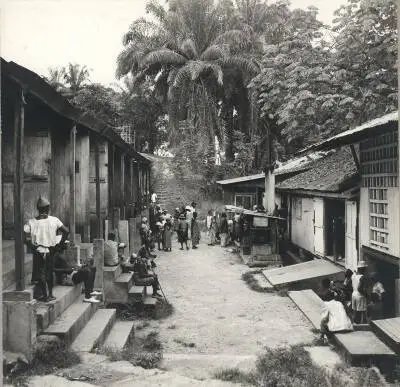 Reconstrucción del Hospital de Lambaréné en 1924